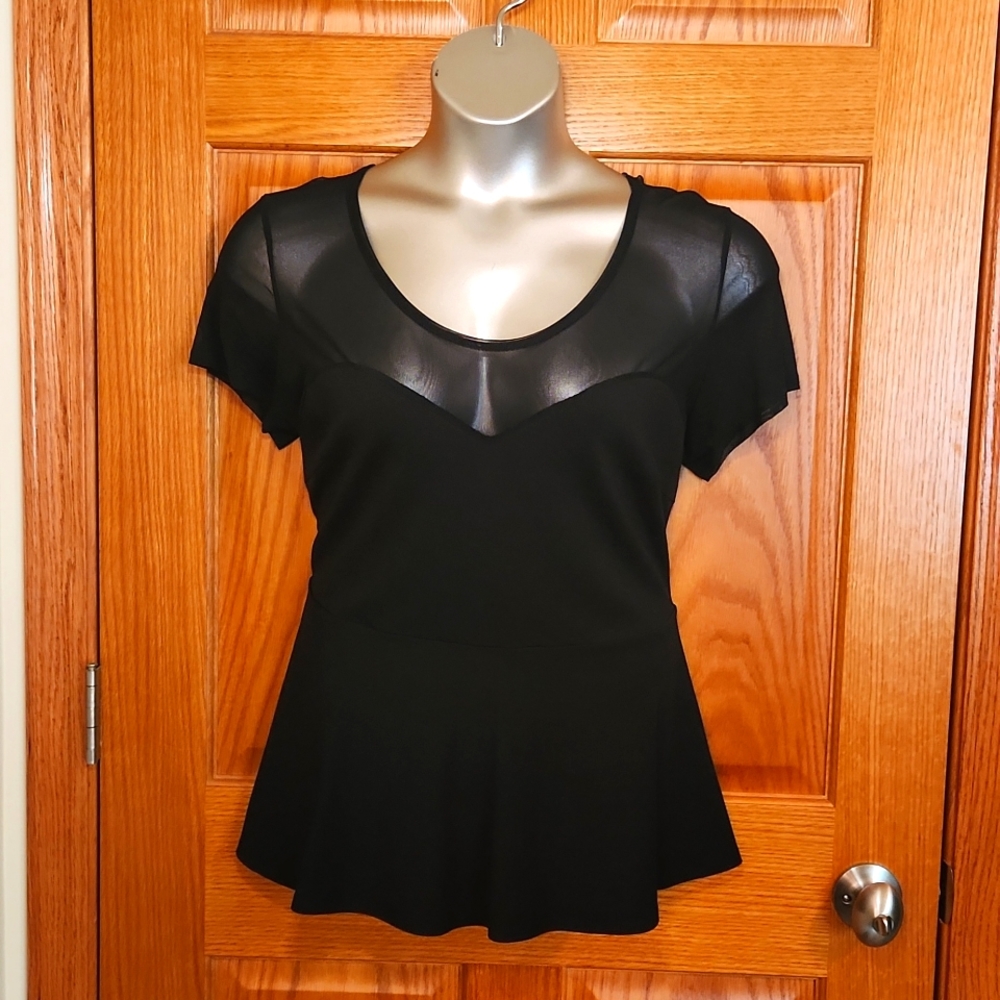 Torrid mesh peplum short sleeve black 1x